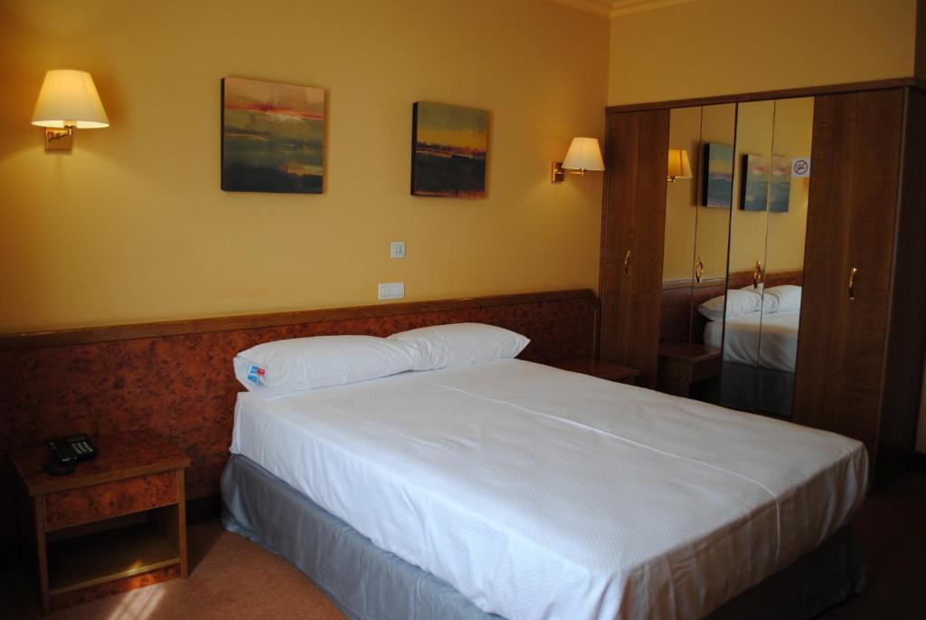 Hotel Gernika - Adults Only Szoba fotó